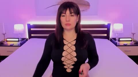 JESS online show from April 15, 9:45 am