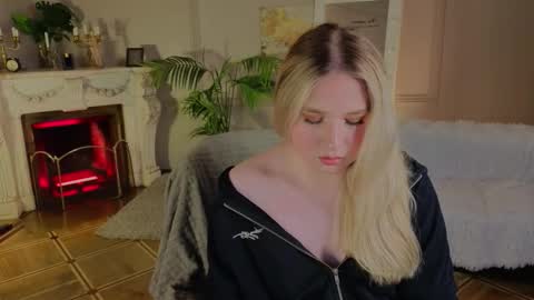 jes_solar online show from October 17, 6:12 pm