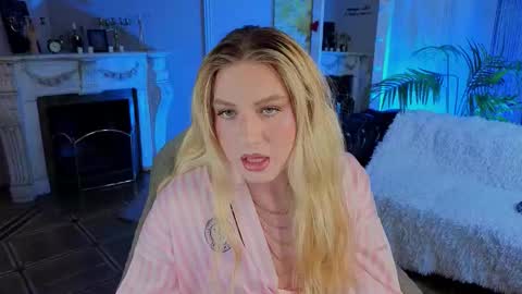 jes_solar online show from March 18, 9:42 pm