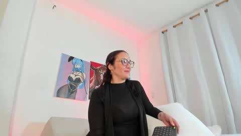 Snapshot of jess1ca_herrera chatting on September 18, 11:09 pm jessica herreraToday I will be your devil and you my victim online show from September 18, 11:09 pm