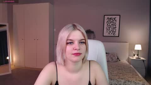 Jess online show from October 14, 7:33 am