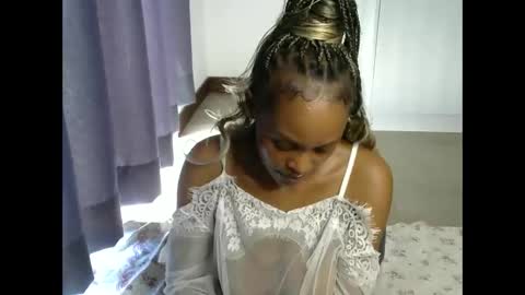 jessajoyy online show from February 19, 8:01 am