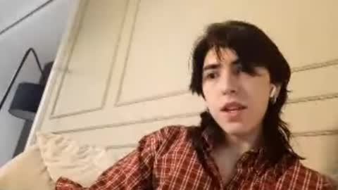 Jesee Estrella online show from October 10, 6:36 pm