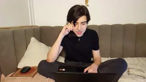Jesee Estrella online show from October 7, 5:31 pm