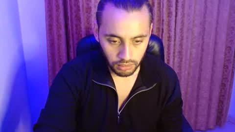 Angel  Demon online show from May 15, 2:09 am