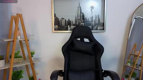 bella  adams online show from October 11, 12:54 pm