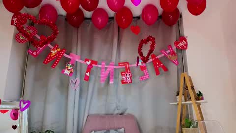 bella  adams online show from February 15, 4:25 am