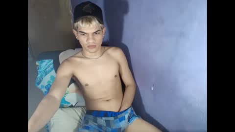 jesshot_bigcock online show from February 6, 3:59 pm