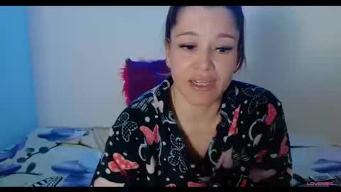 Snapshot of jessi_robertss chatting on September 19, 10:13 pm jessica online show from September 19, 10:13 pm