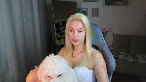 Snapshot of jessica_hanson chatting on January 30, 8:01 am Jessy online show from January 30, 8:01 am