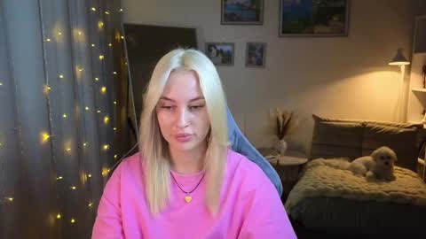 Snapshot of jessica_hanson chatting on December 17, 2:22 pm Jessy online show from December 17, 2:22 pm