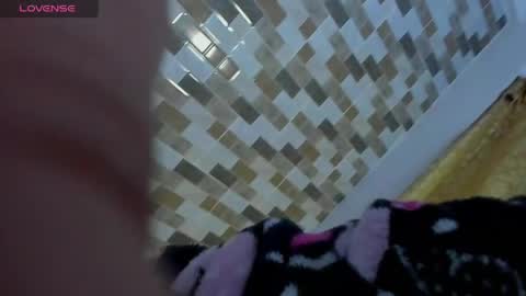 jessimodel independient online show from May 13, 10:19 pm