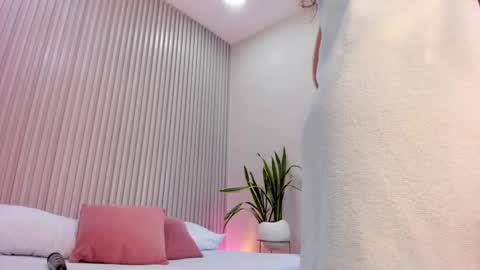 jessica_taylor_22 online show from October 15, 7:47 pm