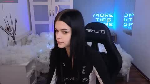 Jess online show from December 27, 1:18 pm