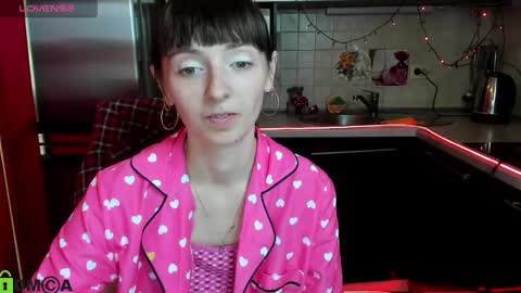 Snapshot of jessicaforris chatting on March 11, 10:51 am jessicaforris online show from March 11, 10:51 am