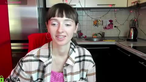 Snapshot of jessicaforris chatting on March 4, 10:57 am jessicaforris online show from March 4, 10:57 am