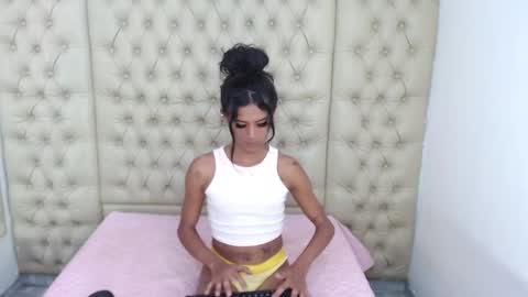 jessicahott01 online show from September 18, 7:51 pm