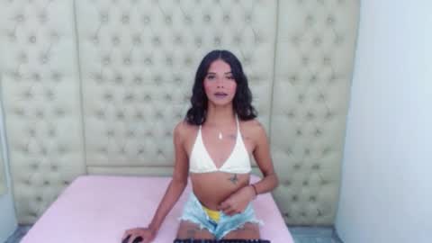 jessicahott01 online show from September 8, 7:35 pm