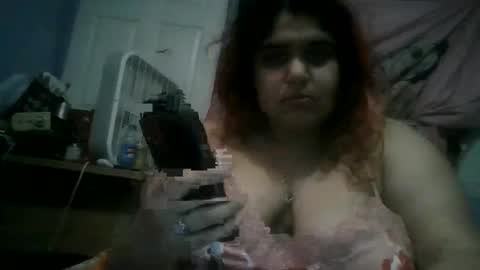 Snapshot of jessicarabbits4 chatting on February 15, 12:59 am dovedianna online show from February 15, 12:59 am