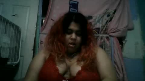 Snapshot of jessicarabbits4 chatting on January 24, 1:56 am dovedianna online show from January 24, 1:56 am