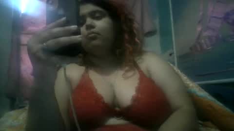 Snapshot of jessicarabbits4 chatting on February 19, 10:53 pm dovedianna online show from February 19, 10:53 pm