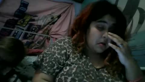 Snapshot of jessicarabbits4 chatting on February 25, 11:59 pm dovedianna online show from February 25, 11:59 pm