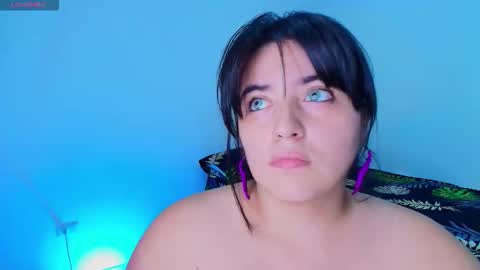 jessicared18 online show from November 17, 4:31 pm