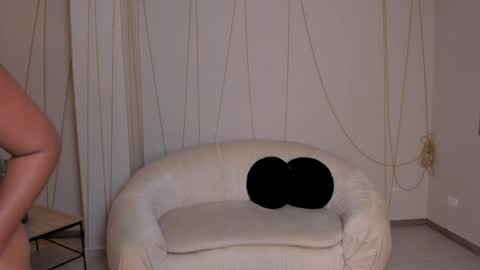 JESS online show from February 25, 4:35 pm