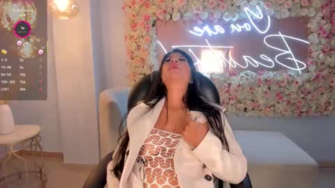 JESS online show from October 19, 10:09 am