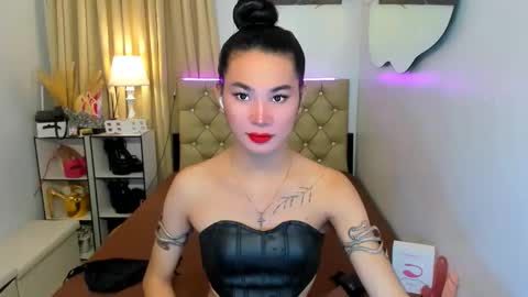 Snapshot of jessie_empress chatting on March 7, 10:21 pm Your naughty Jessie online show from March 7, 10:21 pm