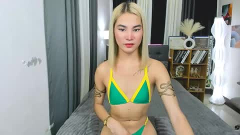 Your naughty Jessie online show from May 19, 7:43 pm
