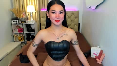 Snapshot of jessie_empress chatting on February 22, 7:36 pm Your naughty Jessie online show from February 22, 7:36 pm