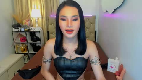 Snapshot of jessie_empress chatting on March 1, 10:10 pm Your naughty Jessie online show from March 1, 10:10 pm
