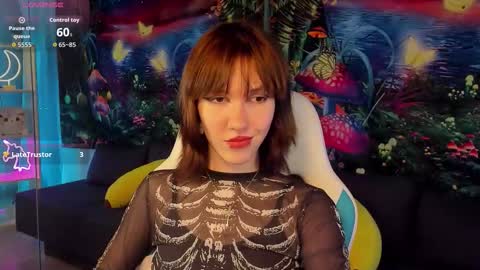 jessiefrost online show from November 12, 6:54 pm