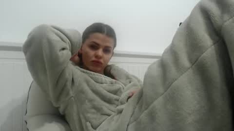 Snapshot of jessiexryan chatting on January 9, 5:44 am jessieryan online show from January 9, 5:44 am