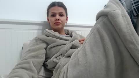 Snapshot of jessiexryan chatting on January 27, 5:14 am jessieryan online show from January 27, 5:14 am