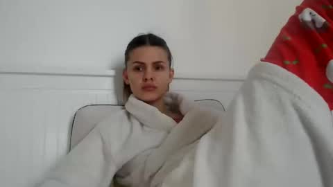 Snapshot of jessiexryan chatting on February 12, 12:44 pm jessieryan online show from February 12, 12:44 pm