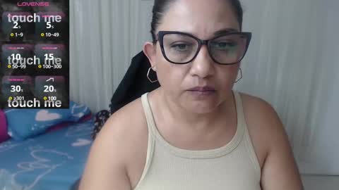 paola online show from January 25, 5:29 am