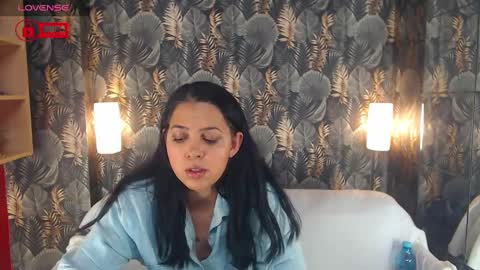 JessTheWicked online show from December 18, 5:31 pm