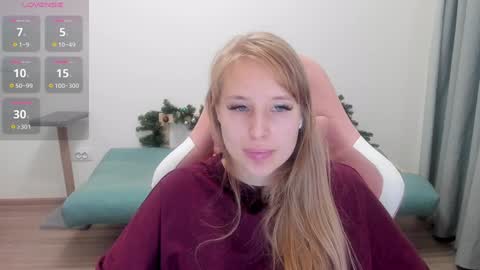 Snapshot of jessy_comely chatting on December 28, 7:22 pm Jessy online show from December 28, 7:22 pm