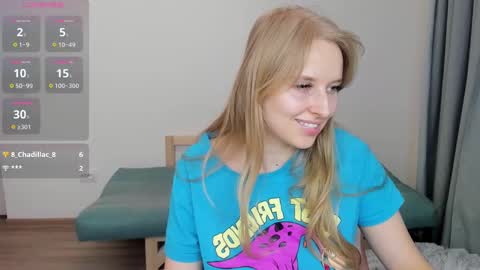 Snapshot of jessy_comely chatting on February 13, 3:14 pm Jessy online show from February 13, 3:14 pm