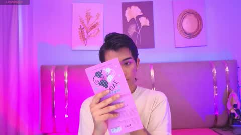 Jessy Mateus online show from February 15, 1:21 pm