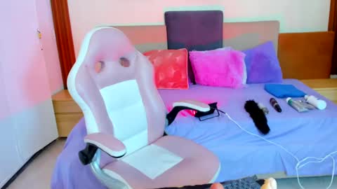 Jessy online show from September 17, 3:43 am