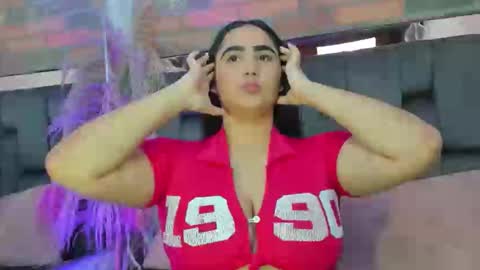 JESSY CORTES online show from May 27, 1:01 am