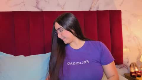 JESSY CORTES online show from July 3, 3:33 am