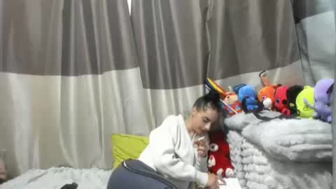 Jessy online show from December 4, 2:33 am