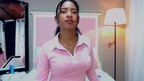 Snapshot of jessyzoe chatting on January 25, 11:23 am Jessy online show from January 25, 11:23 am