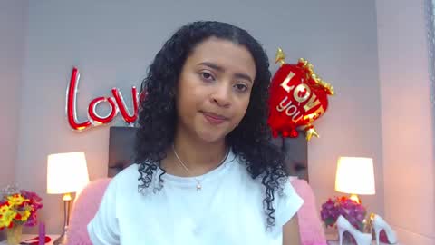 Snapshot of jessyzoe chatting on February 17, 12:49 pm Jessy online show from February 17, 12:49 pm