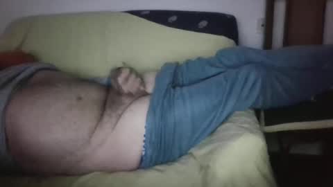 Snapshot of jesuslove27 chatting on February 26, 8:39 am jesuslove27 online show from February 26, 8:39 am