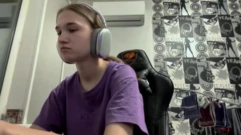 jewelldurham online show from December 5, 2:59 pm